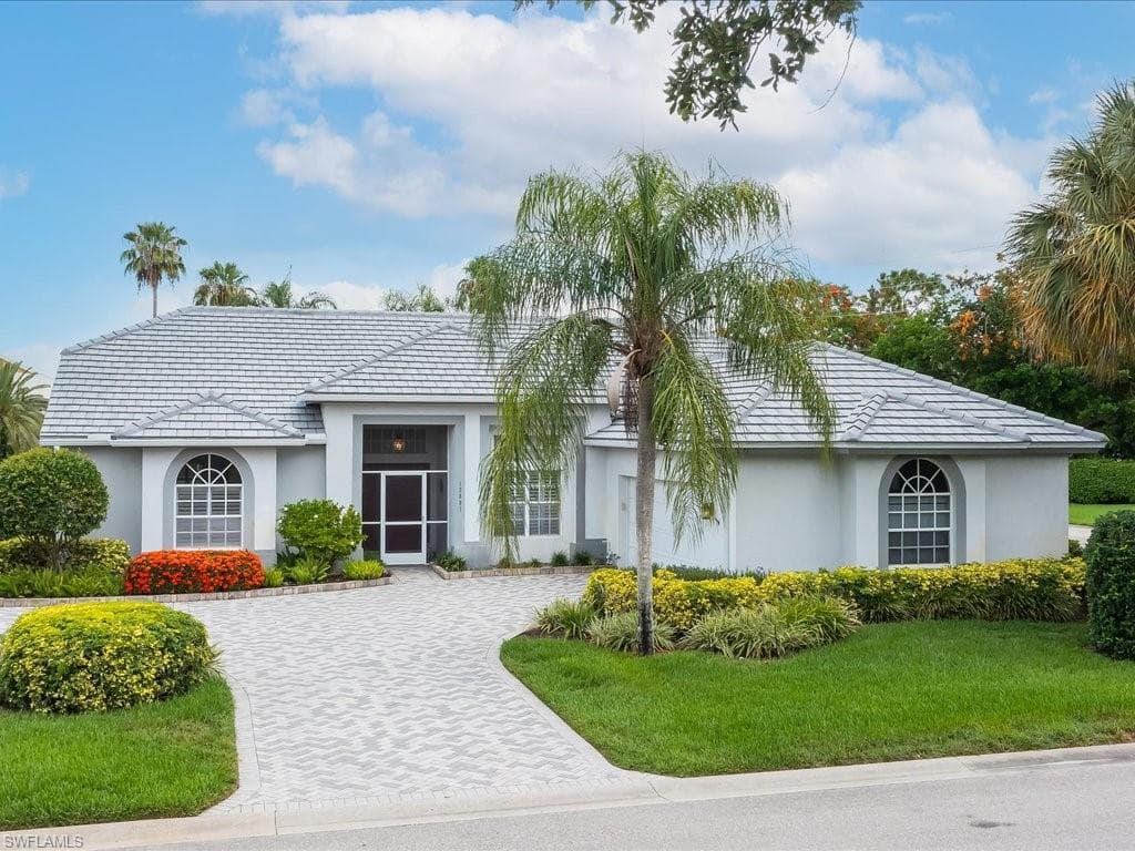 13891 Tonbridge CT BONITA SPRINGS, FL 34135
