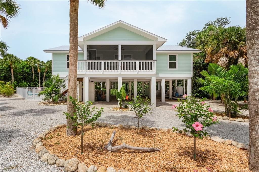 4511 Bartlett PKY Upper Captiva, FL 33924