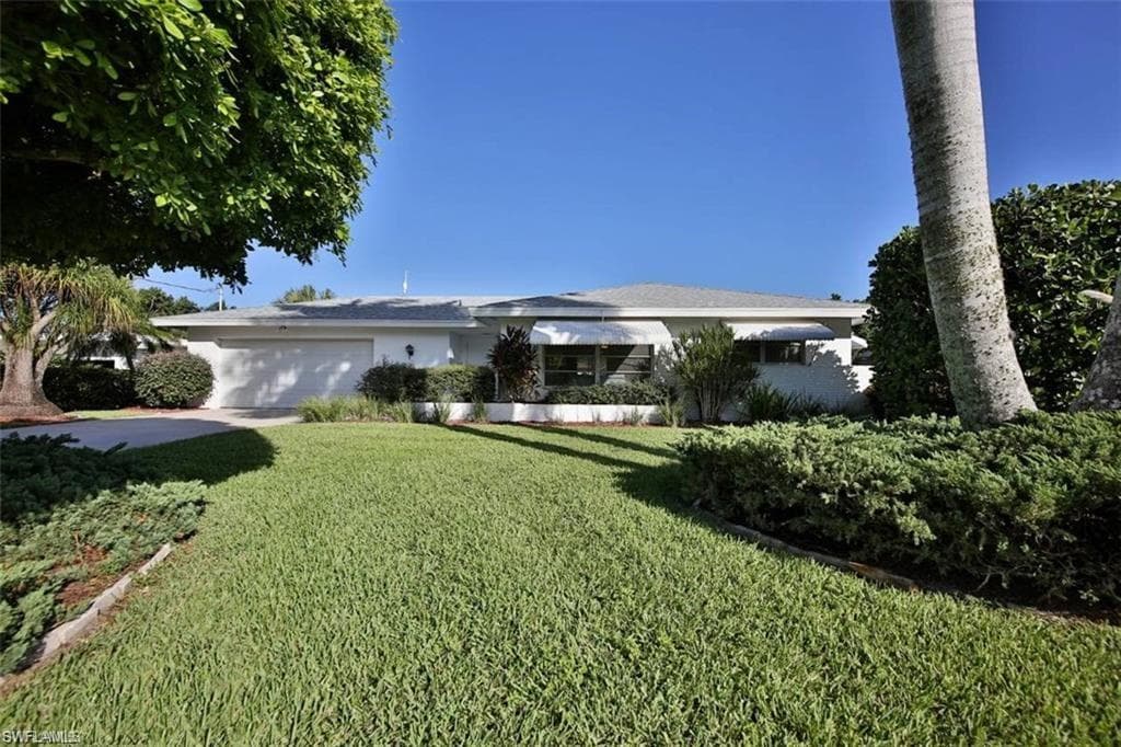 12746 Chatham DR FORT MYERS, FL 33908