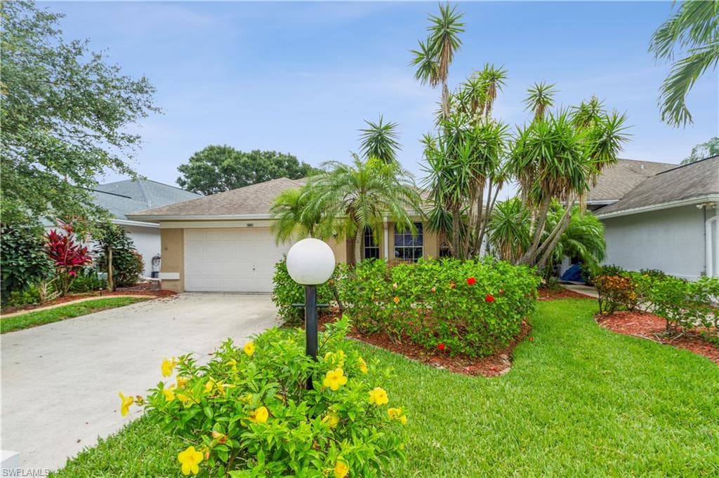 13641 Admiral CT FORT MYERS, FL 33912