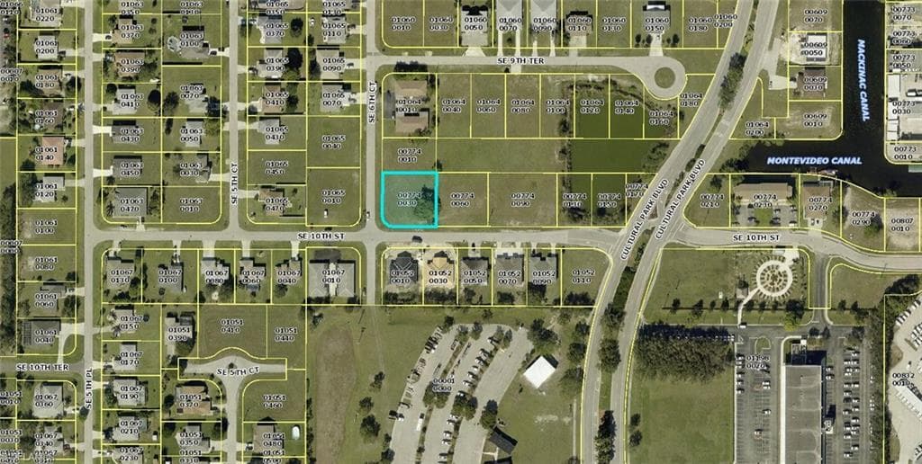 935 SE 6th CT CAPE CORAL, FL 33990