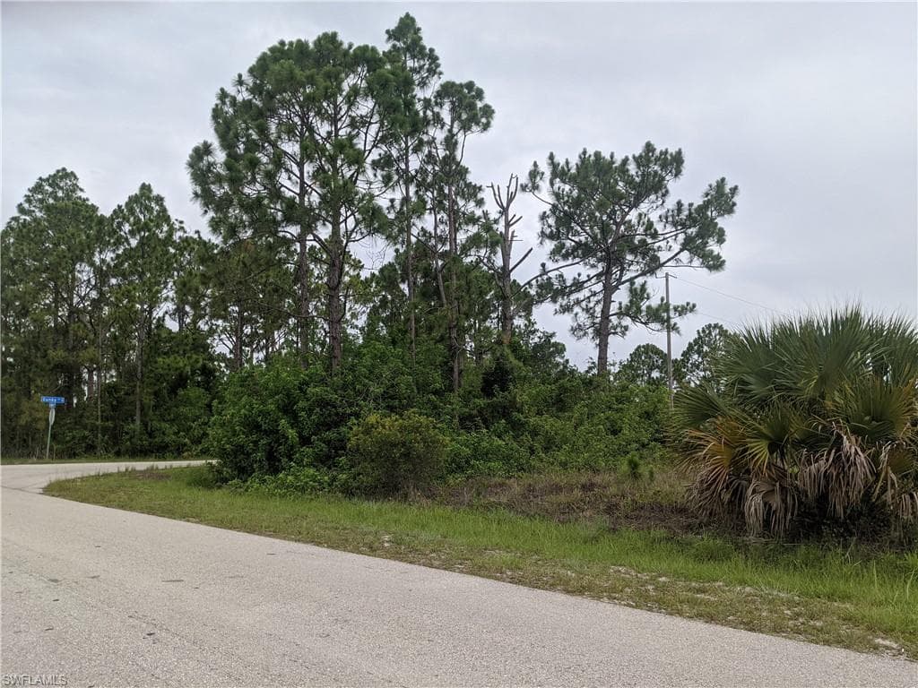 1111 Gunby AVE S LEHIGH ACRES, FL 33974
