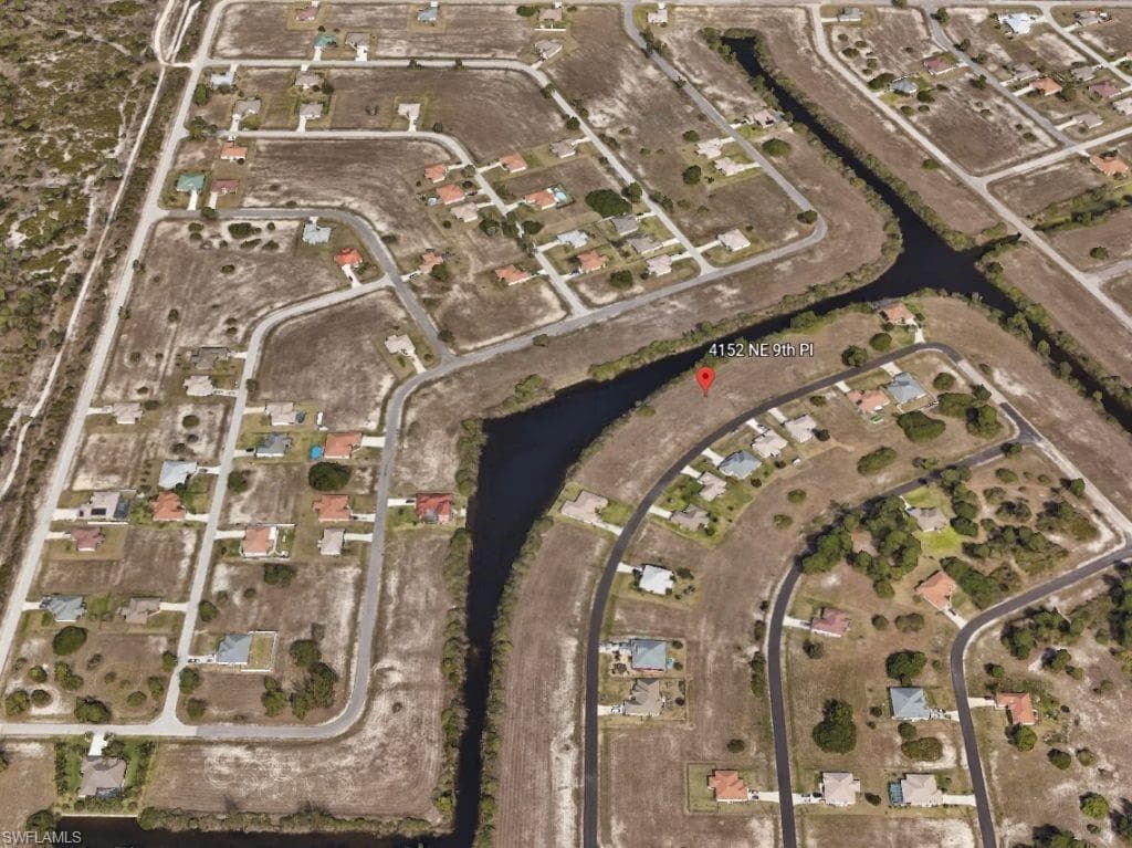 4152 9th PL CAPE CORAL, FL 33909