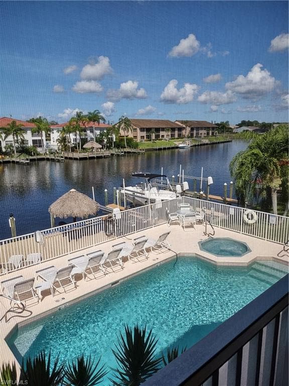 3744 SE 12th AVE 202 CAPE CORAL, FL 33904