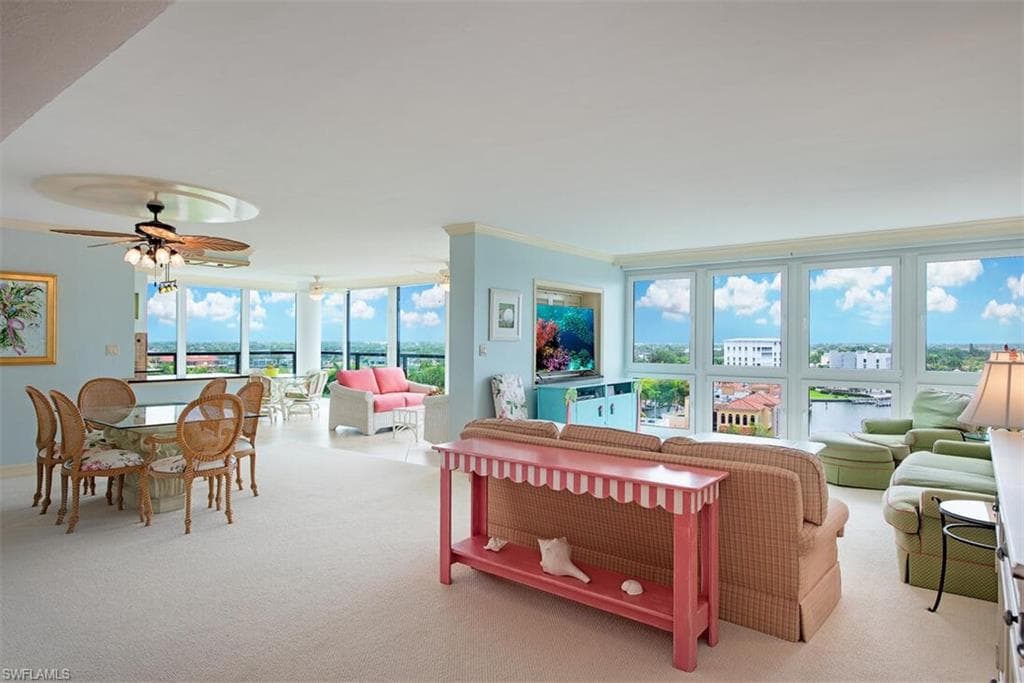 4031 Gulf Shore BLVD N 9D NAPLES, FL 34103