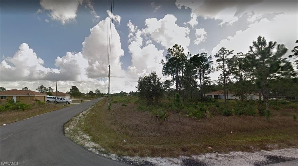 3111 36th ST W LEHIGH ACRES, FL 33971