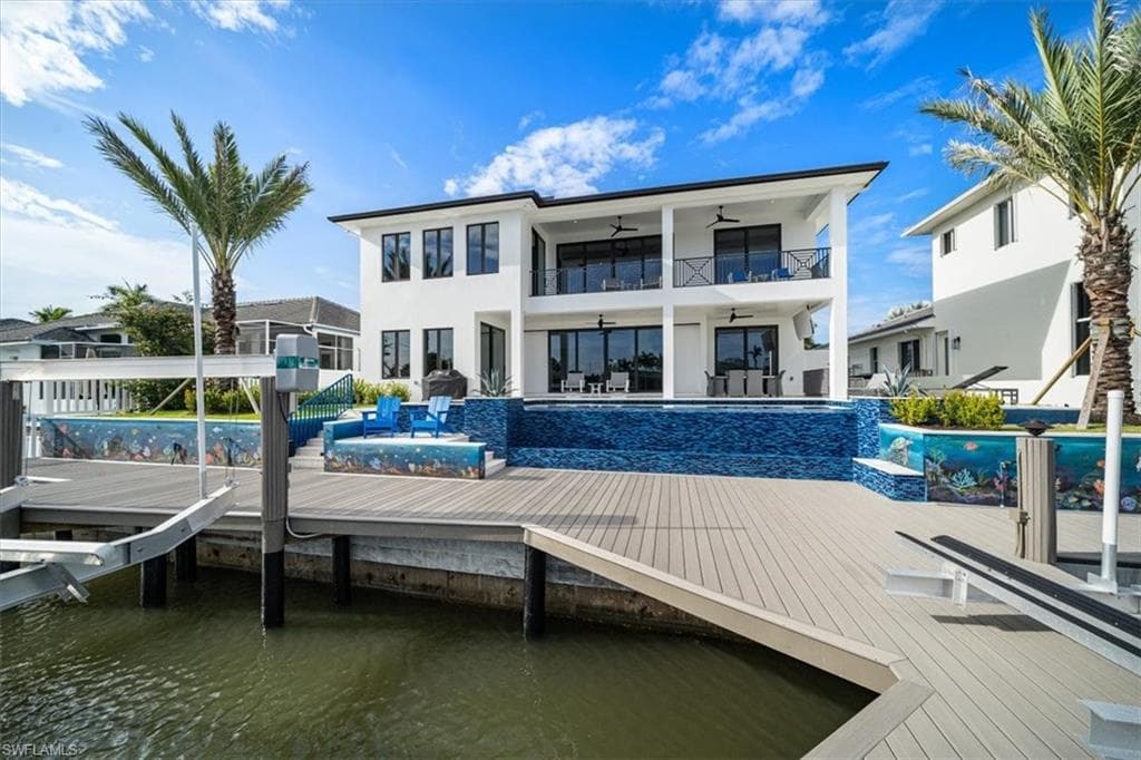 415 HERON AVE NAPLES, FL 34108