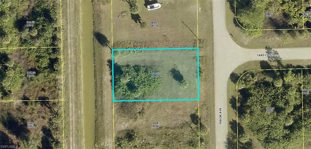 6043 Tabor AVE FORT MYERS, FL 33905