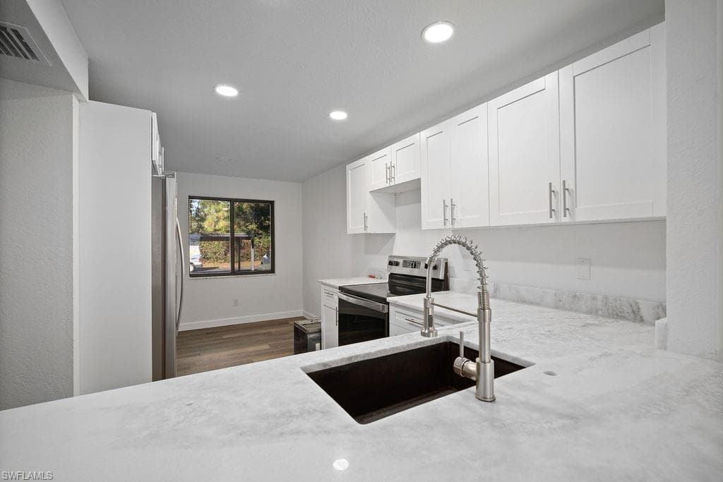 4951 Pepper CIR A-101 NAPLES, FL 34113