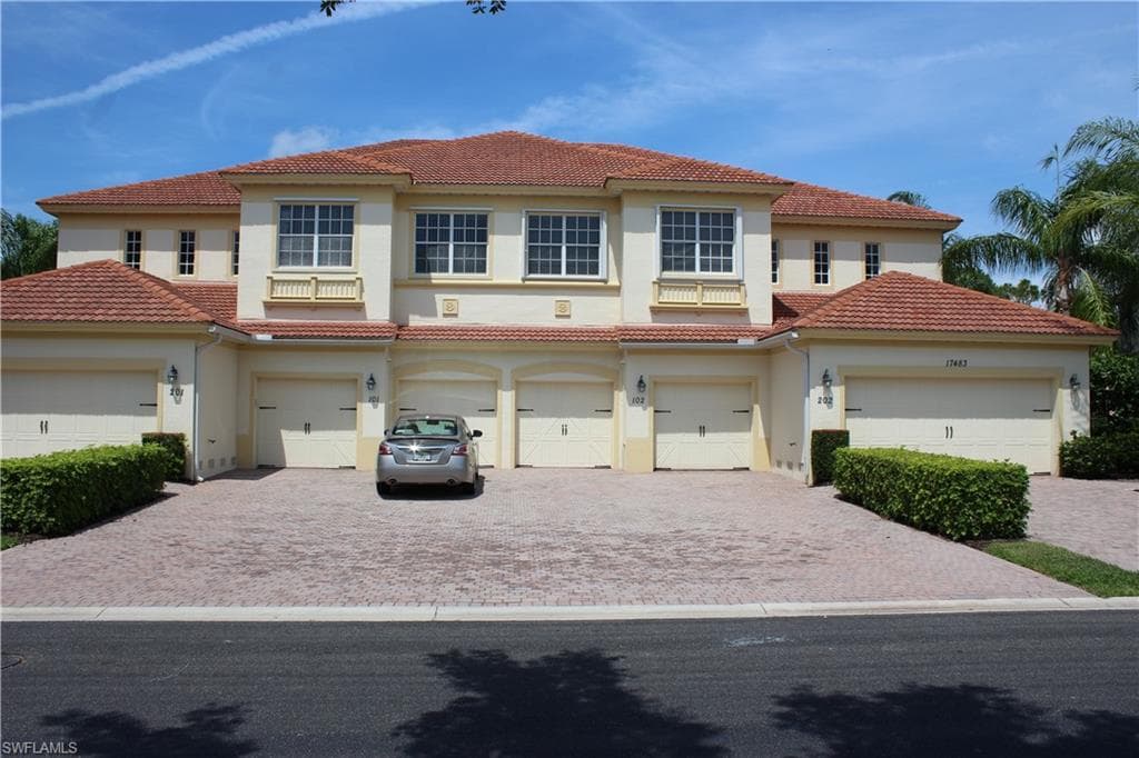 17483 Old Harmony DR 102 FORT MYERS, FL 33908