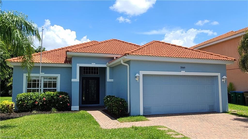2069 Cape Heather CIR CAPE CORAL, FL 33991