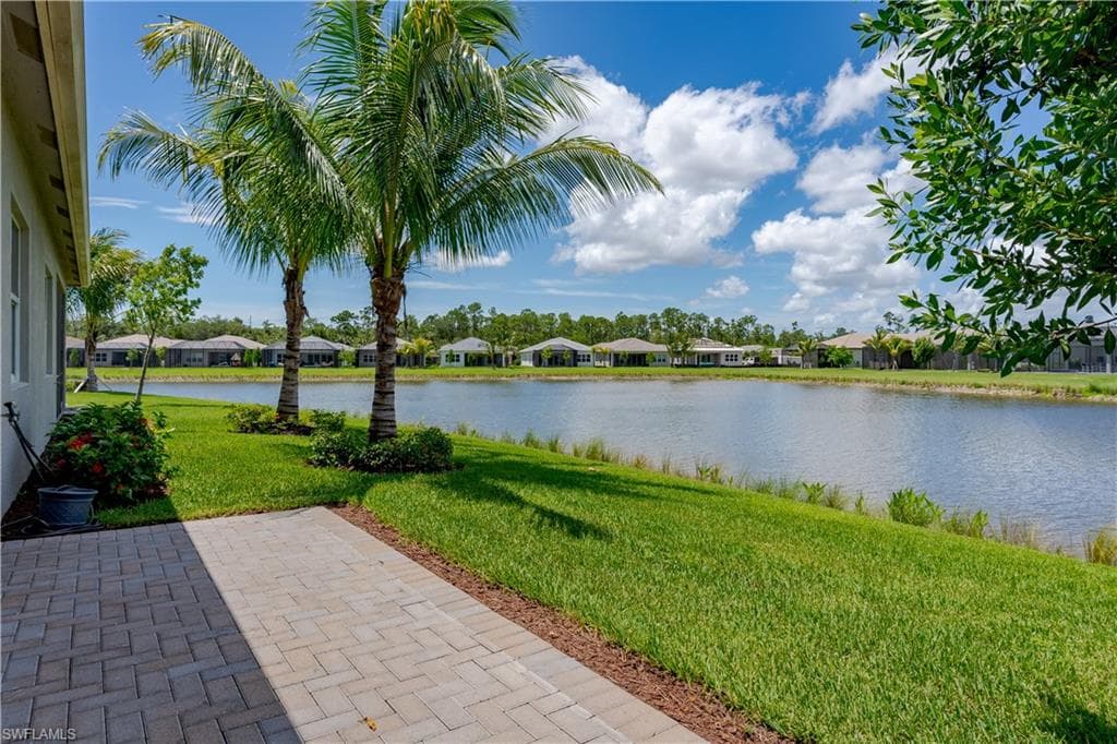 28550 Lobos CIR BONITA SPRINGS, FL 34135