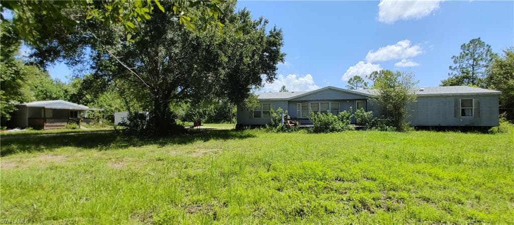 19700 Skipper RD NORTH FORT MYERS, FL 33917