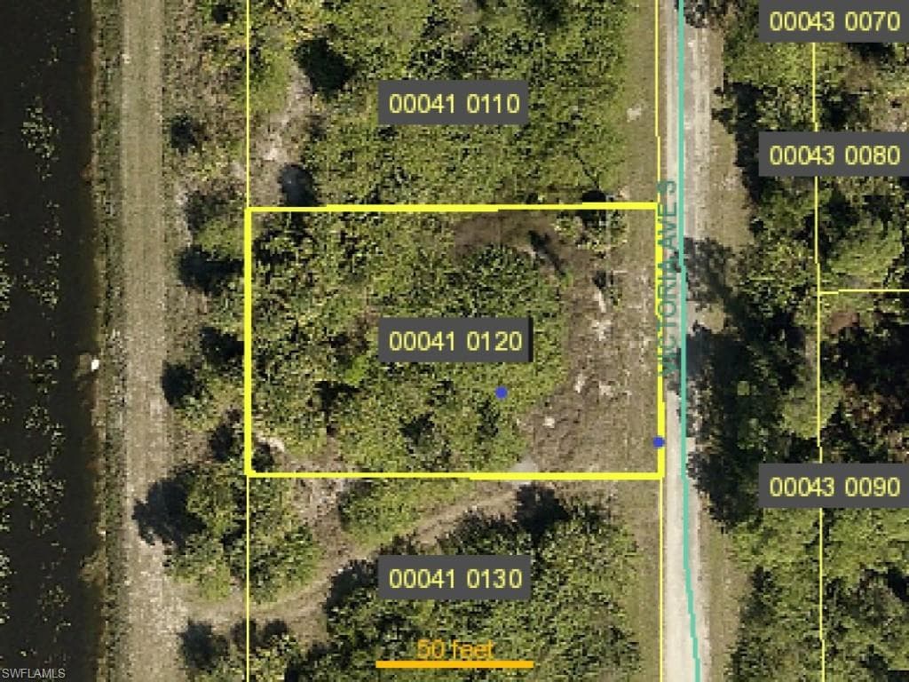 232 Victoria AVE S LEHIGH ACRES, FL 33974