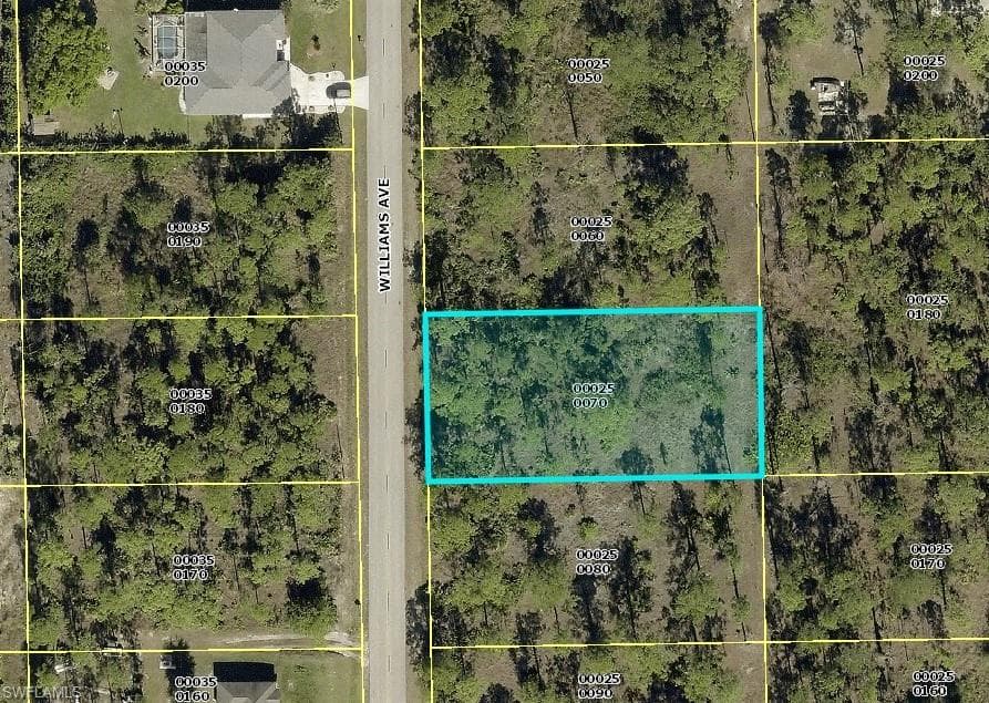 1010 Williams AVE LEHIGH ACRES, FL 33972