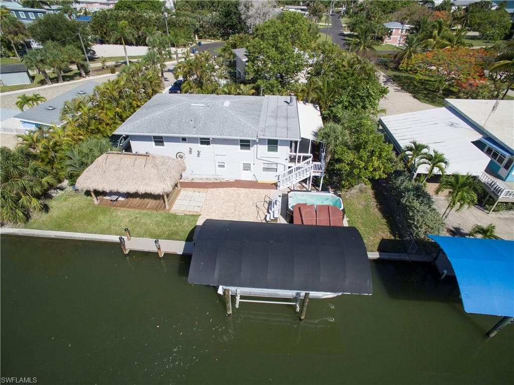 738 Matanzas CT FORT MYERS BEACH, FL 33931