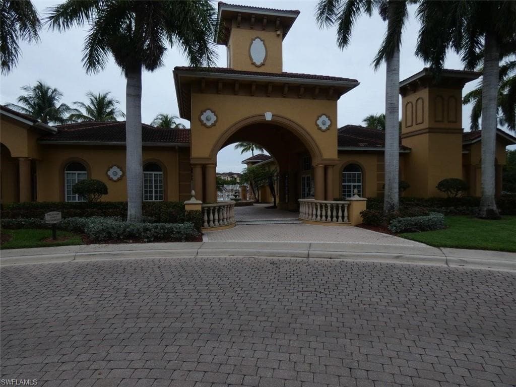 15590 Ocean Walk CIR 310 FORT MYERS, FL 33908