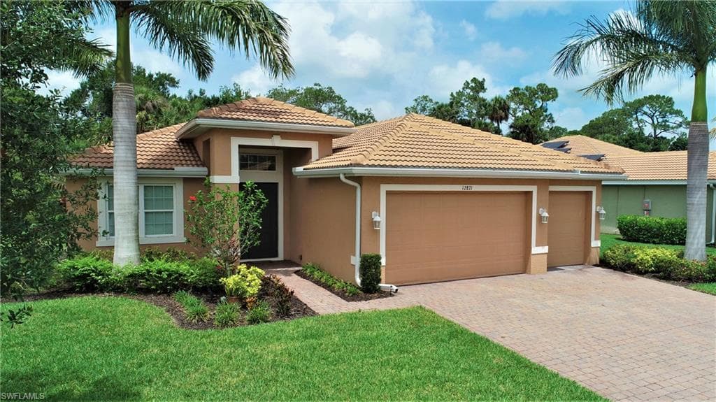 12871 Olde Banyon BLVD NORTH FORT MYERS, FL 33903