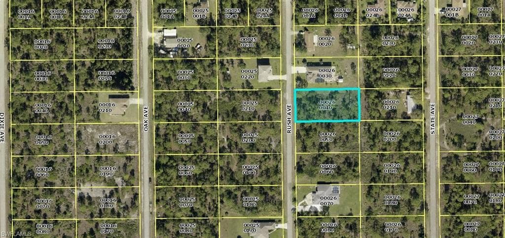 916 Rush AVE LEHIGH ACRES, FL 33972