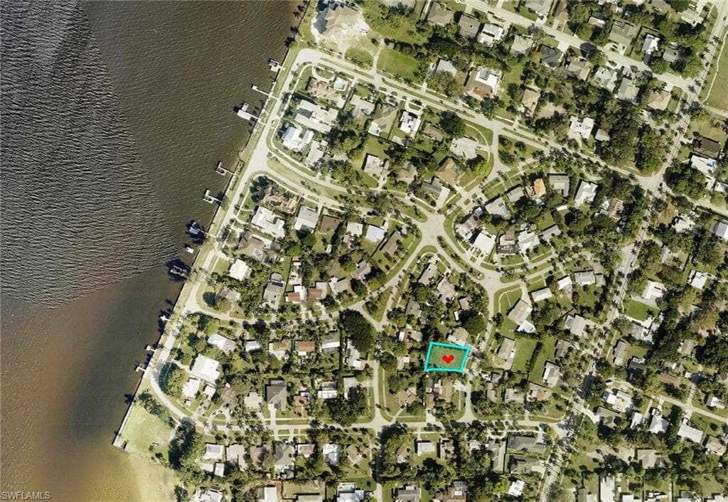 6012 Kenneth RD FORT MYERS, FL 33919