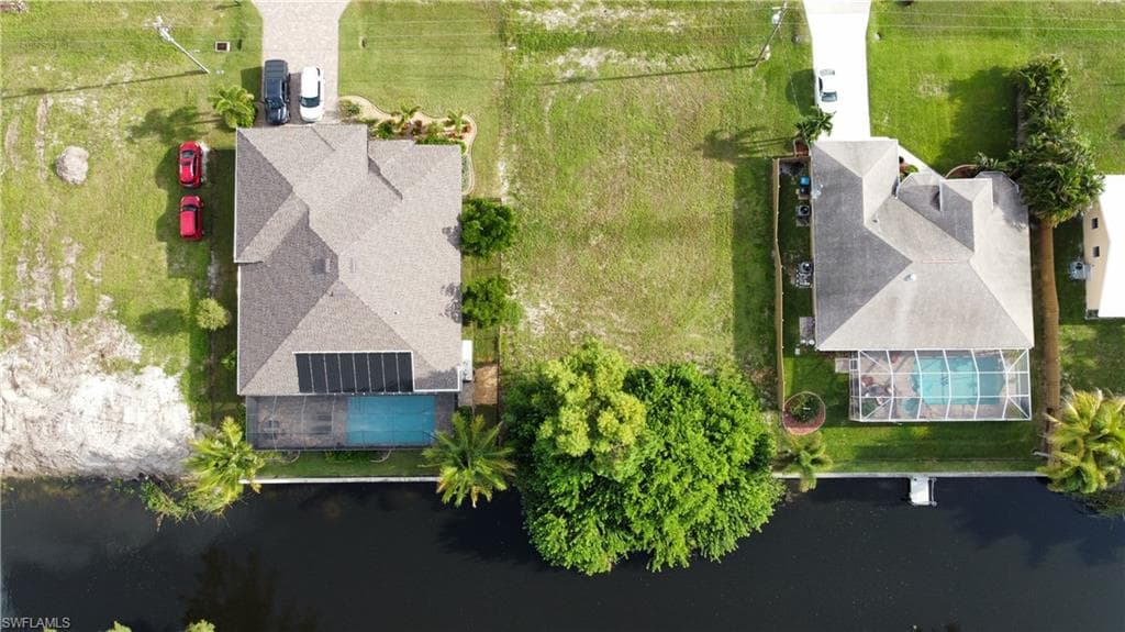 2302 22nd TER CAPE CORAL, FL 33991