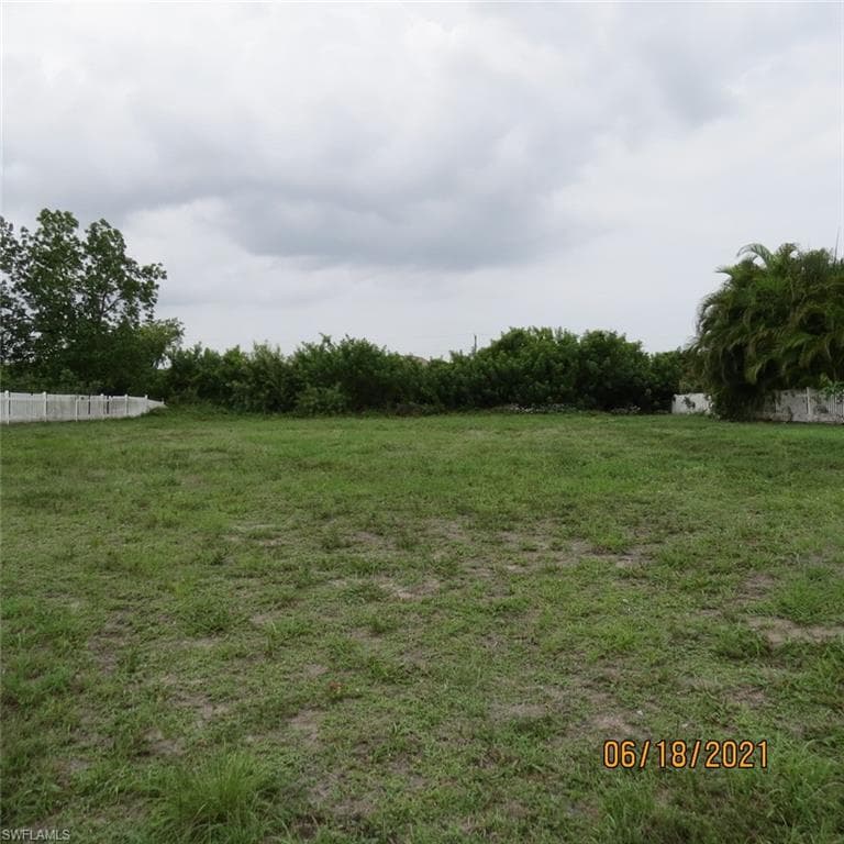 2127 NE 1st TER CAPE CORAL, FL 33909