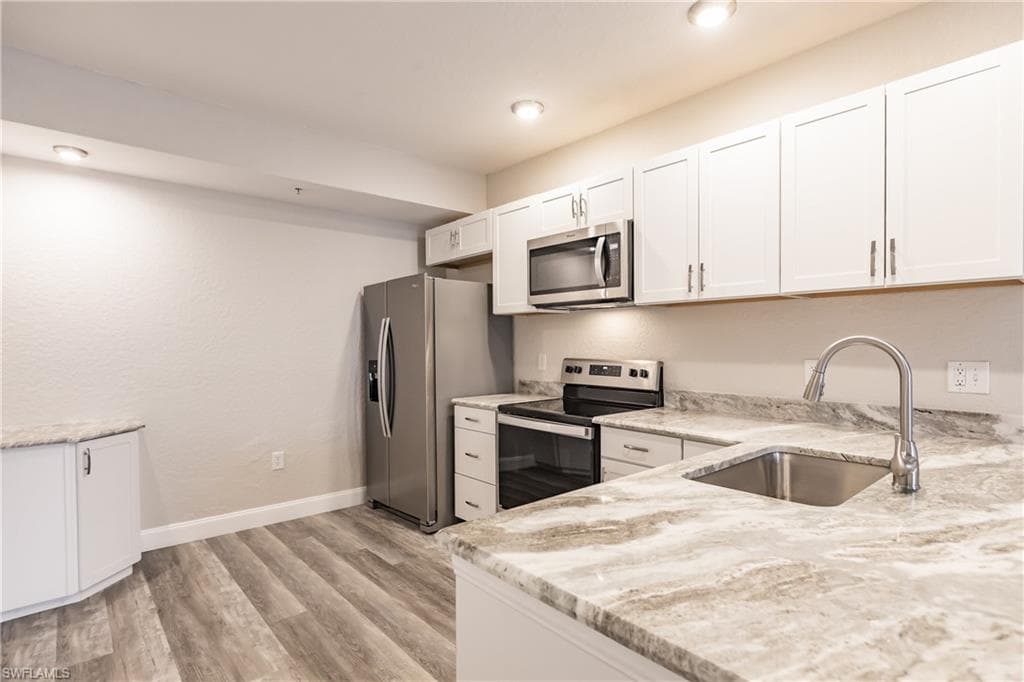 6400 Aragon WAY 107 FORT MYERS, FL 33966