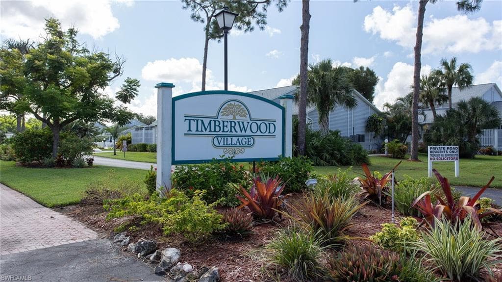 6064 Timberwood CIR E 305 FORT MYERS, FL 33908