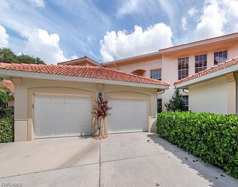 1072 Egrets Walk CIR 202 NAPLES, FL 34108