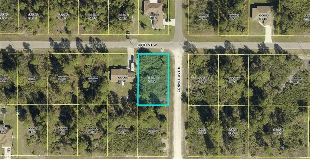 2601 44th ST W LEHIGH ACRES, FL 33971
