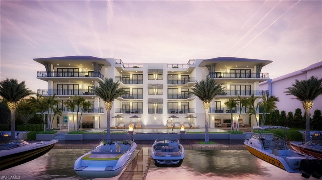 1820 Gulf Shore BLVD N 301 NAPLES, FL 34102