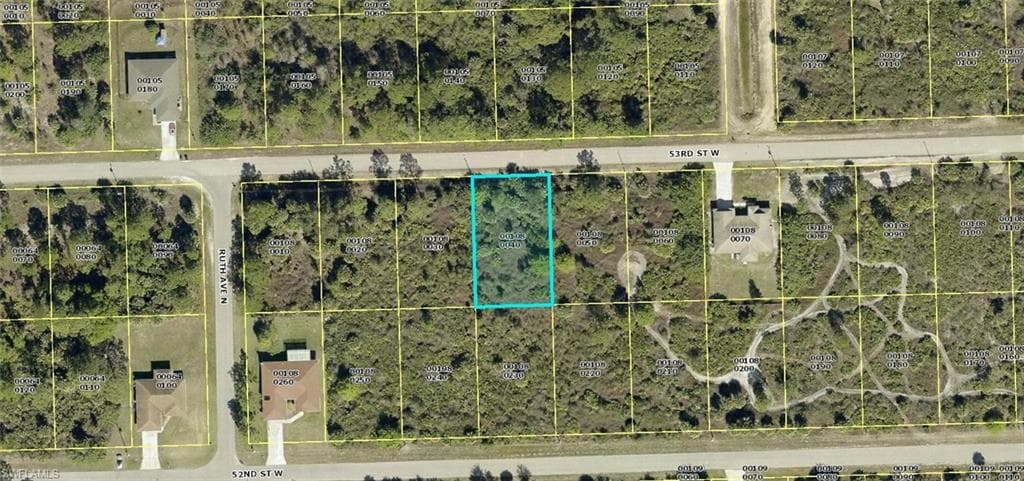 3219 53rd ST W LEHIGH ACRES, FL 33971