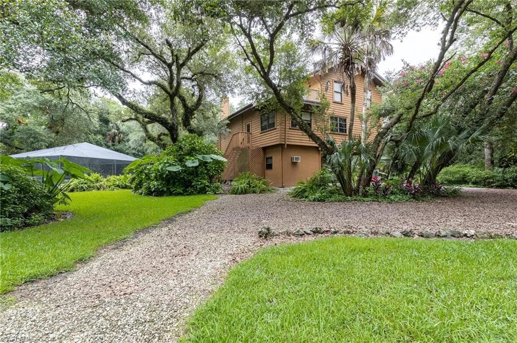 6150 Jackson RD FORT MYERS, FL 33905