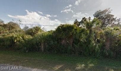 860 Ashland ST E LEHIGH ACRES, FL 33974