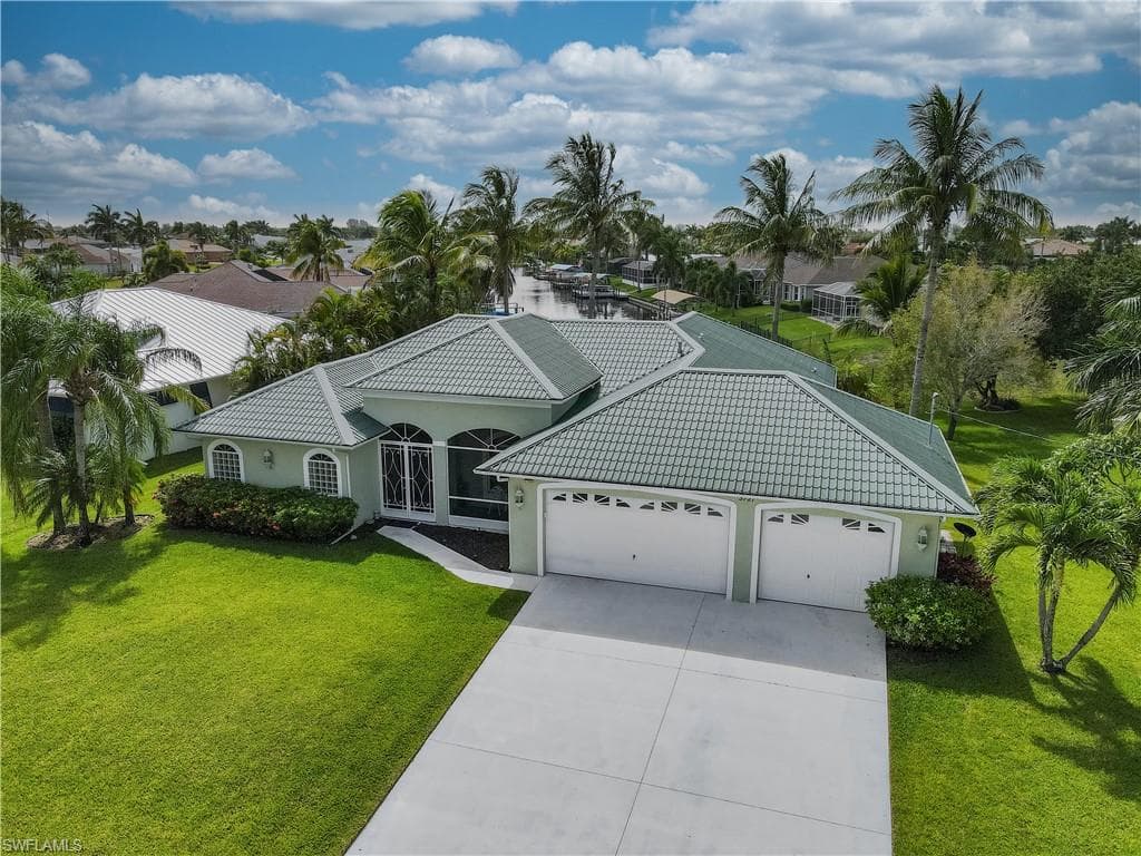 3721 Surfside BLVD CAPE CORAL, FL 33914