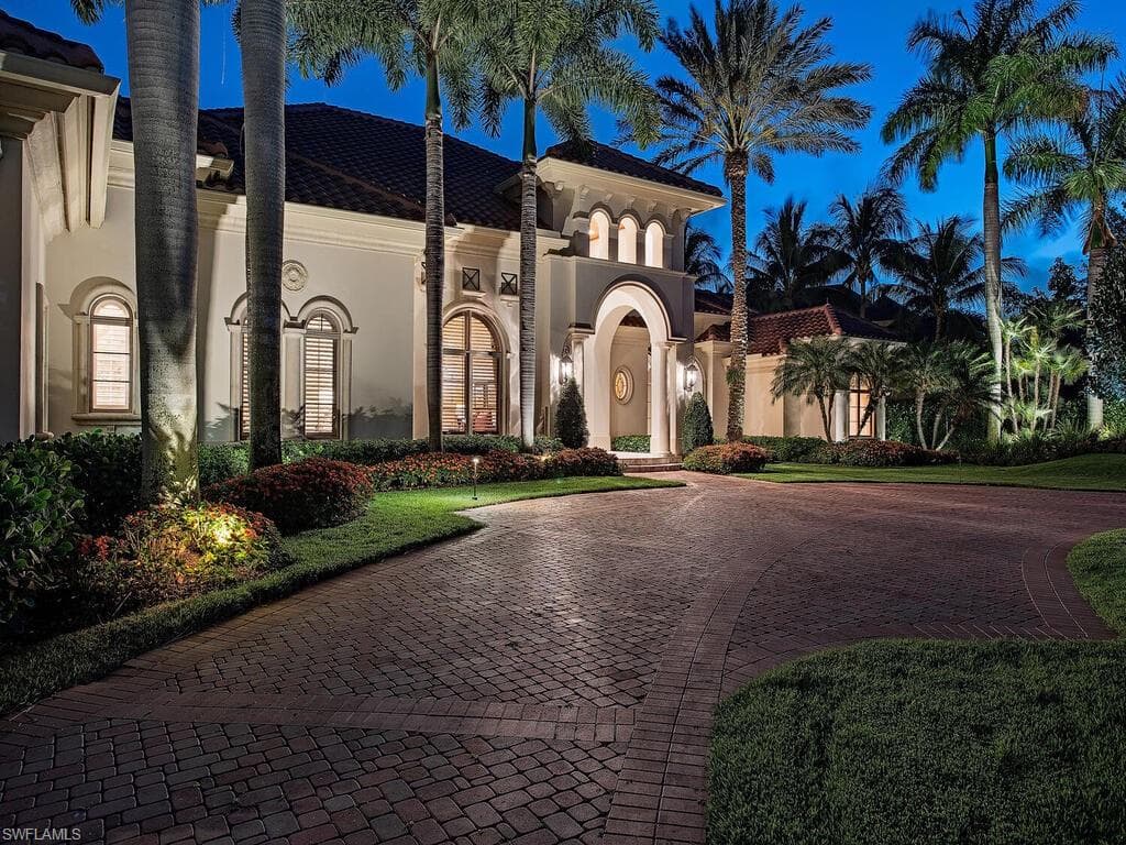 2148 Canna WAY NAPLES, FL 34105