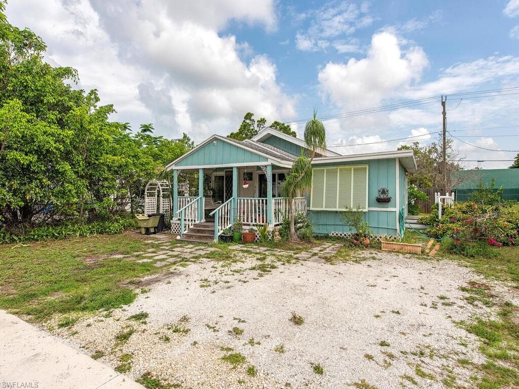 1017 Ridge ST NAPLES, FL 34103