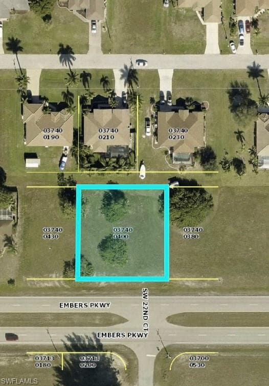 2219 Embers PKY W CAPE CORAL, FL 33993