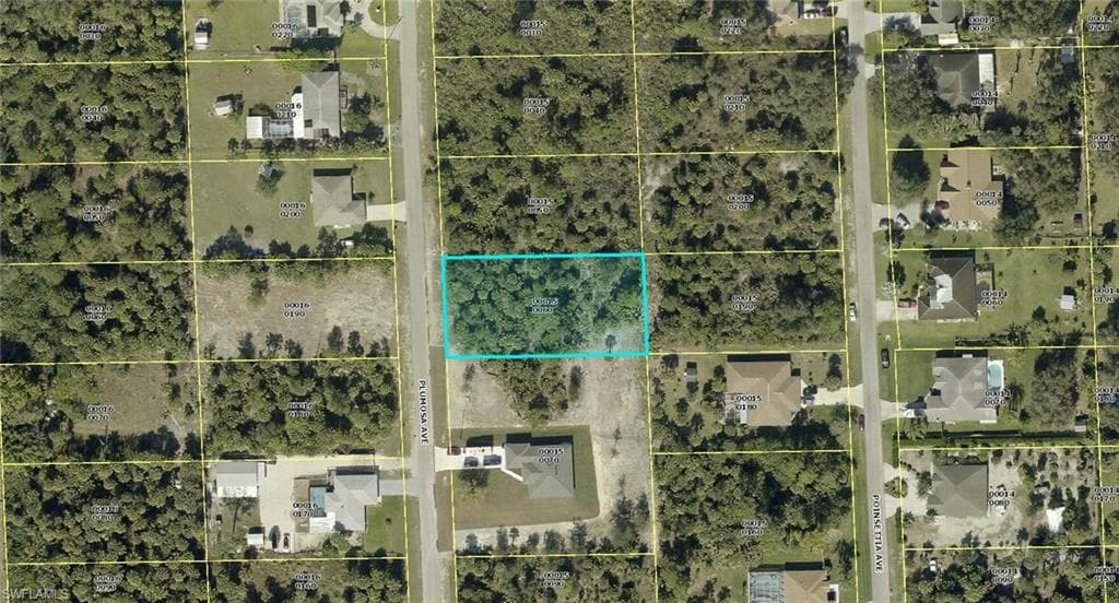 512 Plumosa AVE LEHIGH ACRES, FL 33972