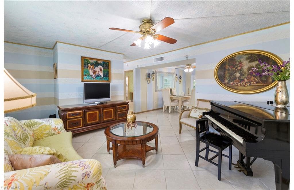 788 Park Shore DR B39 NAPLES, FL 34103