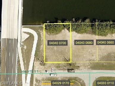 3121 NW 9th ST CAPE CORAL, FL 33993