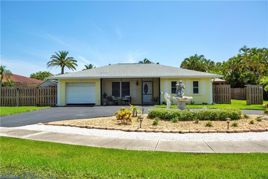 3483 Corana WAY NAPLES, FL 34105