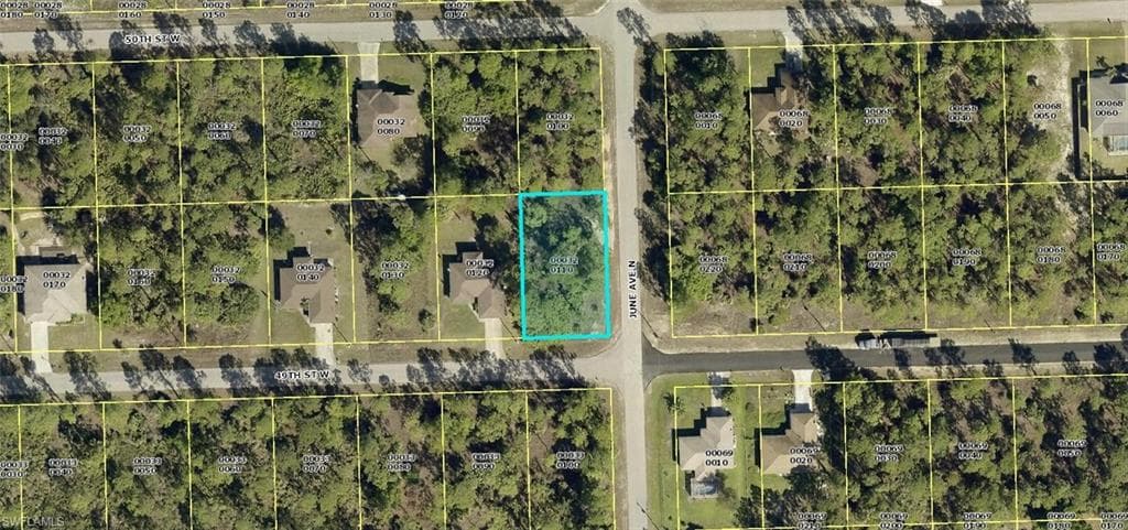 2900 49th ST W LEHIGH ACRES, FL 33971