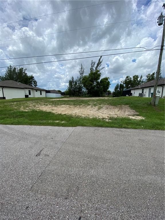 1206 SW 23rd ST CAPE CORAL, FL 33991