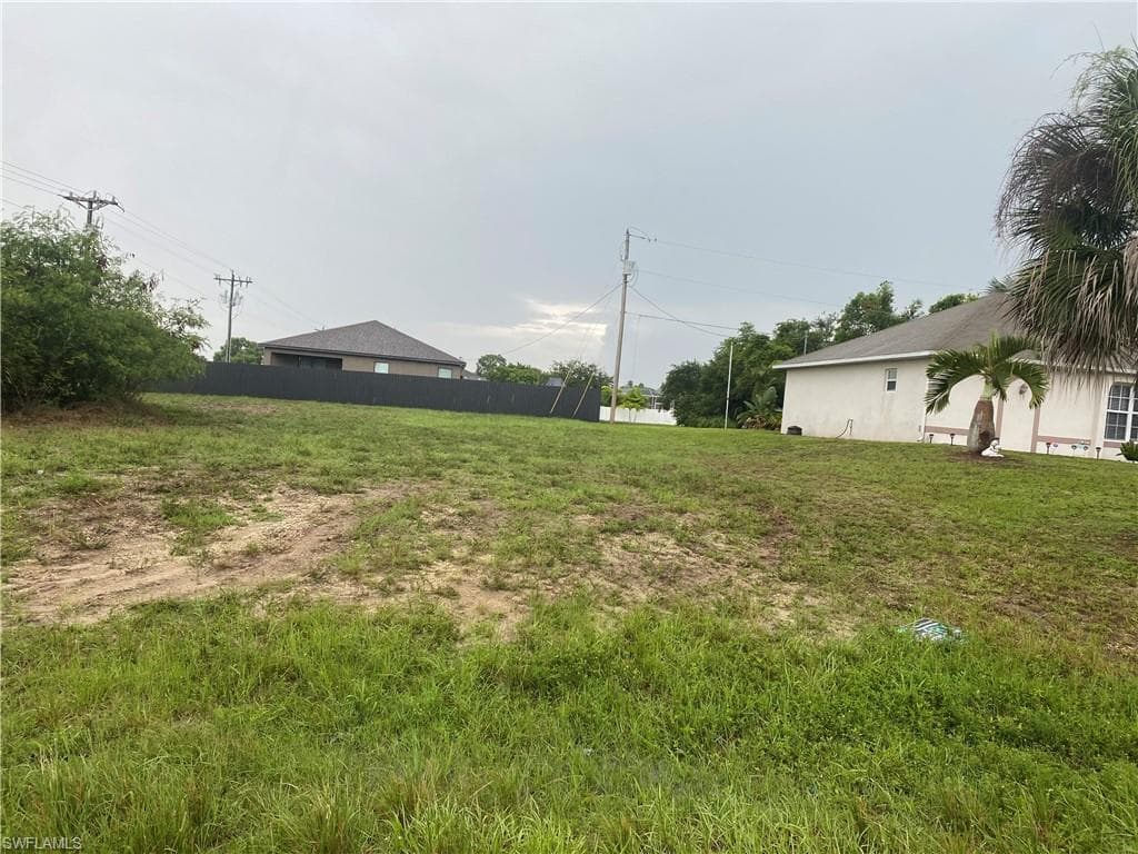 1601 SW 20th AVE CAPE CORAL, FL 33991