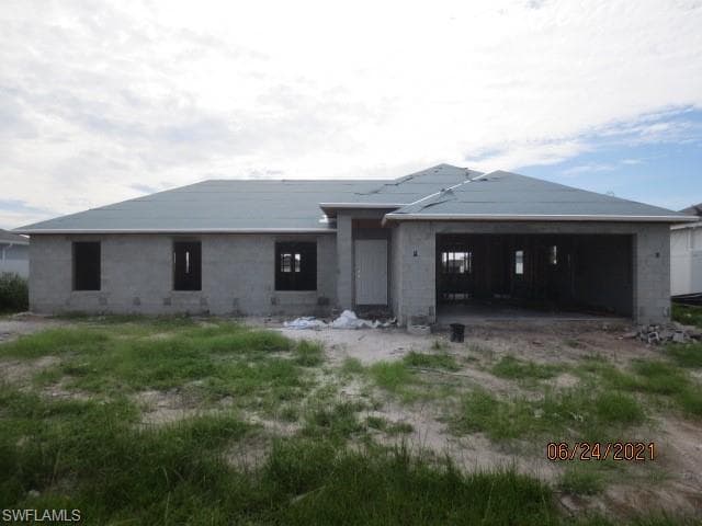 641 NE 6th AVE CAPE CORAL, FL 33909