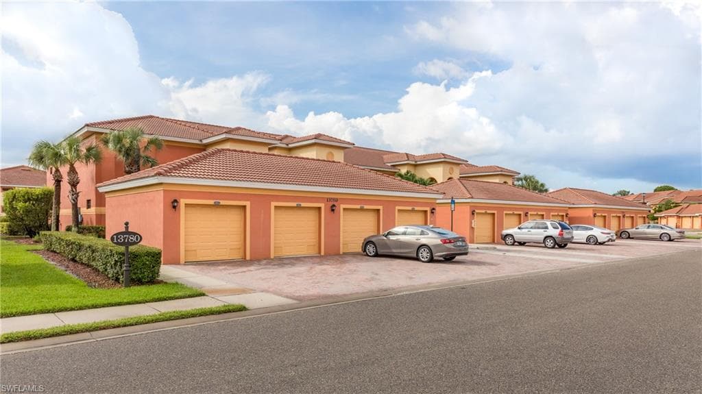 13780 Julias WAY 1014 FORT MYERS, FL 33919
