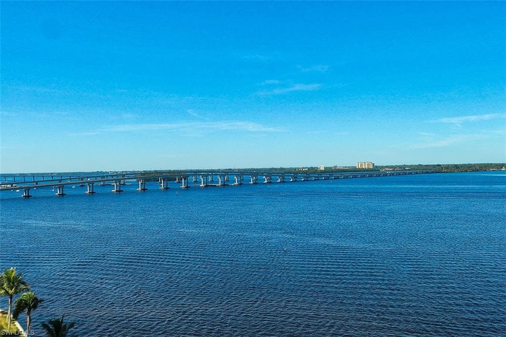 2797 1st ST 901 FORT MYERS, FL 33916