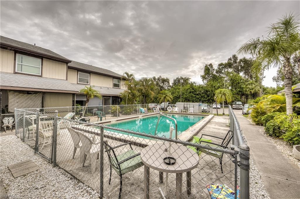 13446 Heald LN 9B FORT MYERS, FL 33908