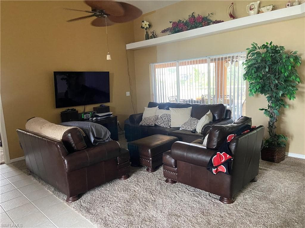 333 23rd TER CAPE CORAL, FL 33991